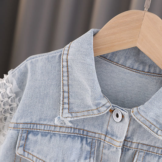 Girls’ Denim Jacket with Polo Collar – Stylish Long-Sleeve Outerwear for Kids